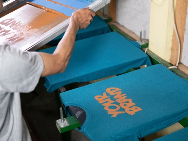 People are tendency to choose screen-printing method for their Shirt
